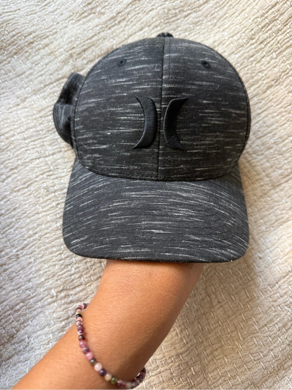 Hurley Hat in excellent condition!